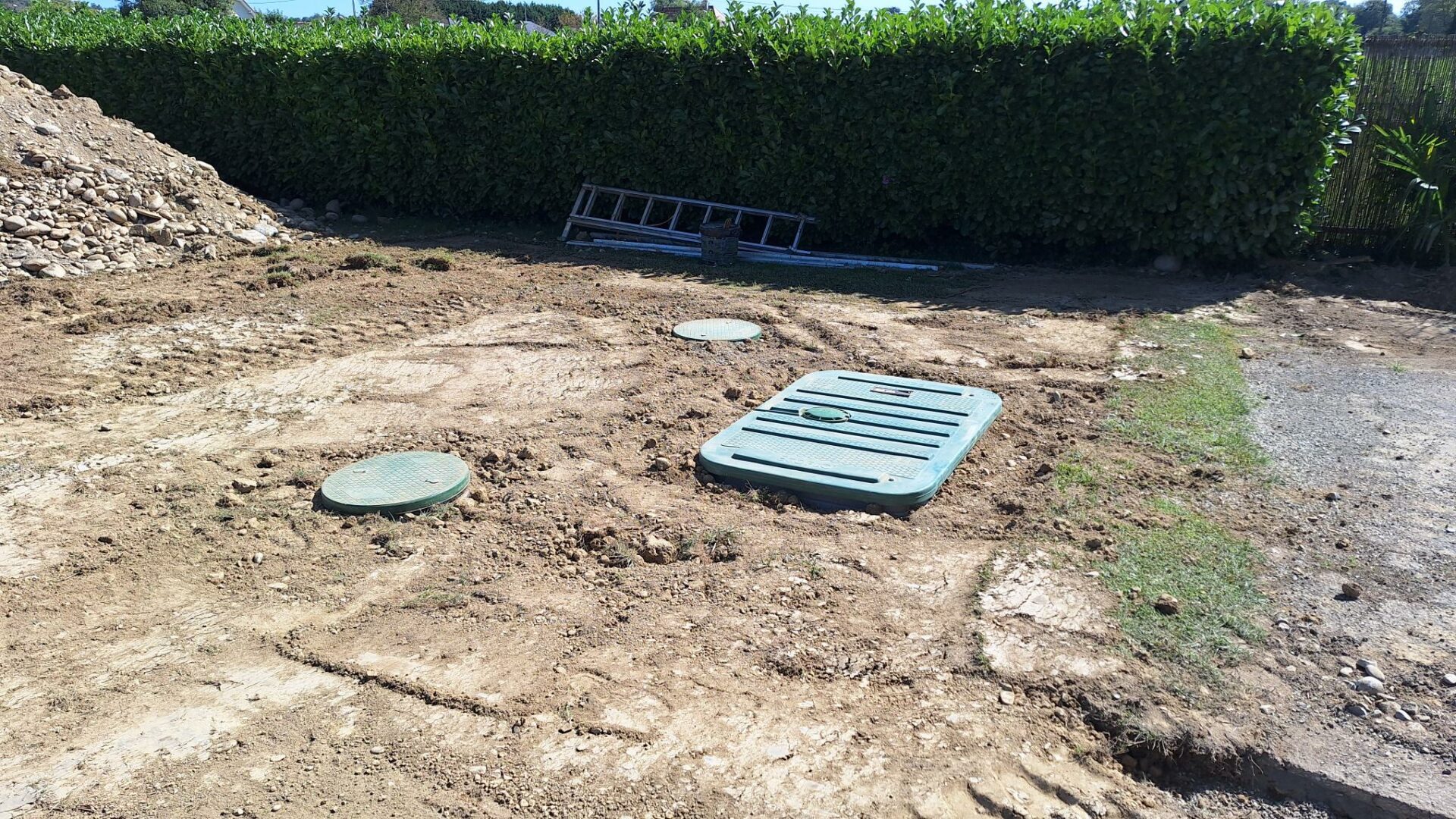 Terrassement Pau, Terrassement Serres Castet, Assainissement Pau , Assainissement Serres Castet, VRD Pau , VRD Serres Castet, Terrassement pour piscine Pau , Terrassement pour piscine Serres Castet, Aménagement exterieur Pau , Aménagement exterieur Serres Castet