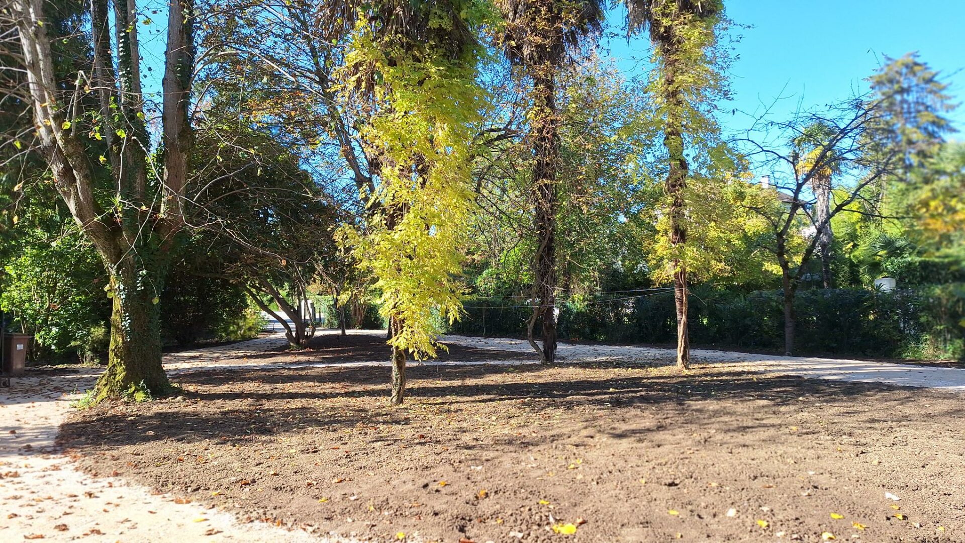 Terrassement Pau, Terrassement Serres Castet, Assainissement Pau , Assainissement Serres Castet, VRD Pau , VRD Serres Castet, Terrassement pour piscine Pau , Terrassement pour piscine Serres Castet, Aménagement exterieur Pau , Aménagement exterieur Serres Castet